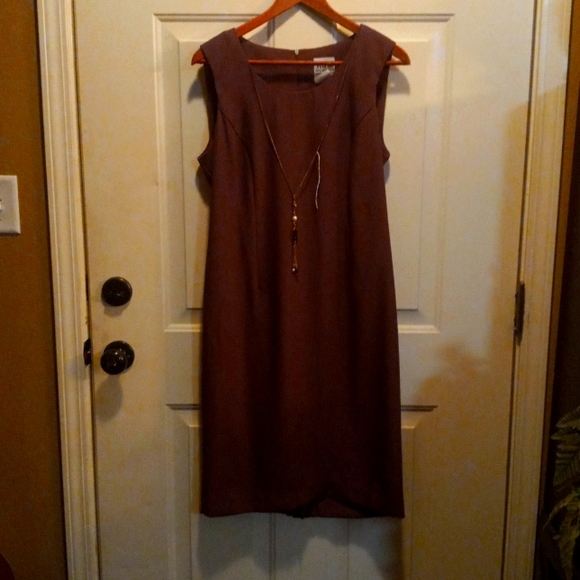 R&M Richards Dress - Picture 1 of 9